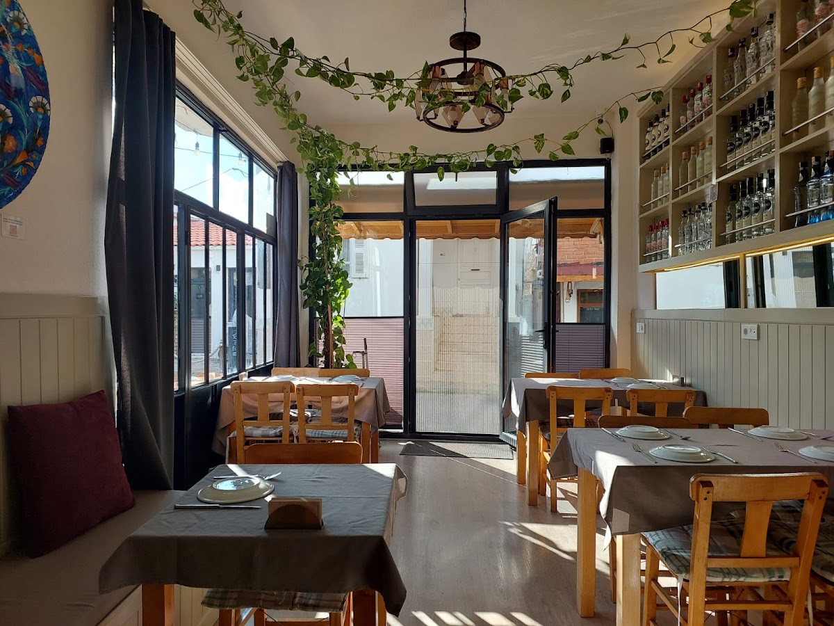 Gökçeada — UFAK meyhane — galeri