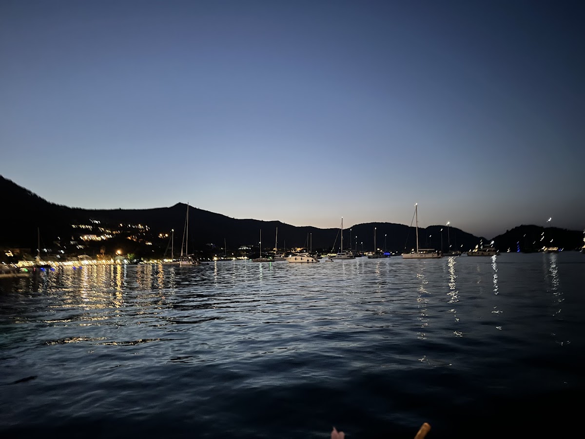 Selimiye Muğla — Sari Kardesler Midye Selimiye — galeri