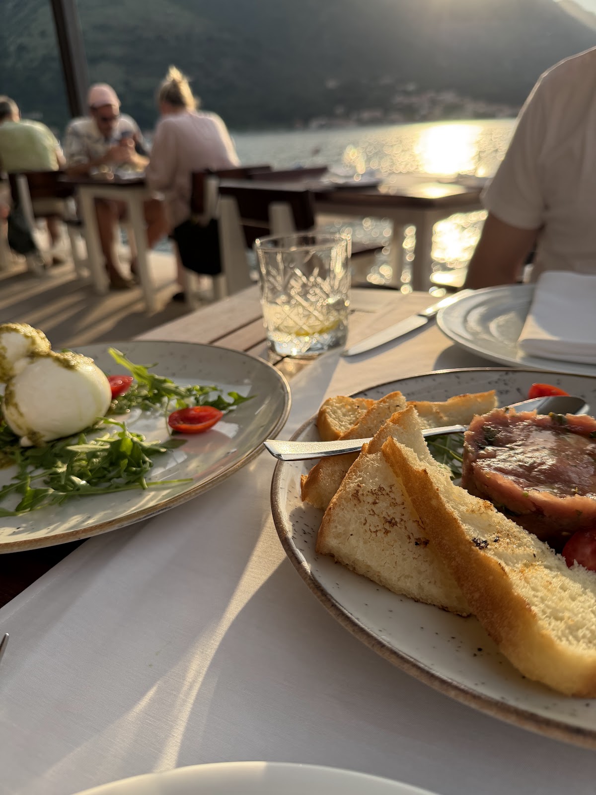 Kotor — Bonazza Restaurant Kotor — galeri