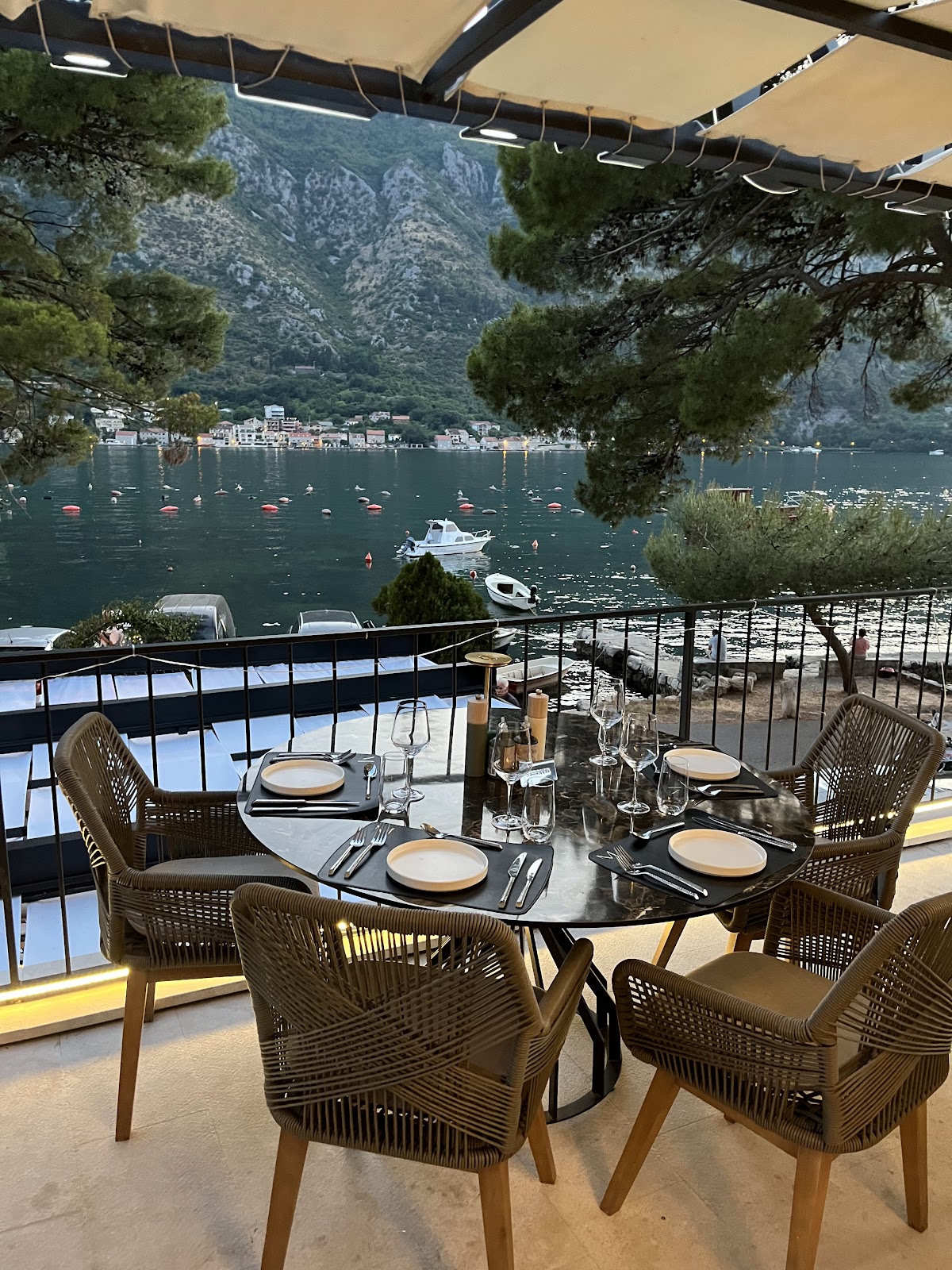 Kotor — Moments Restaurant — gallery