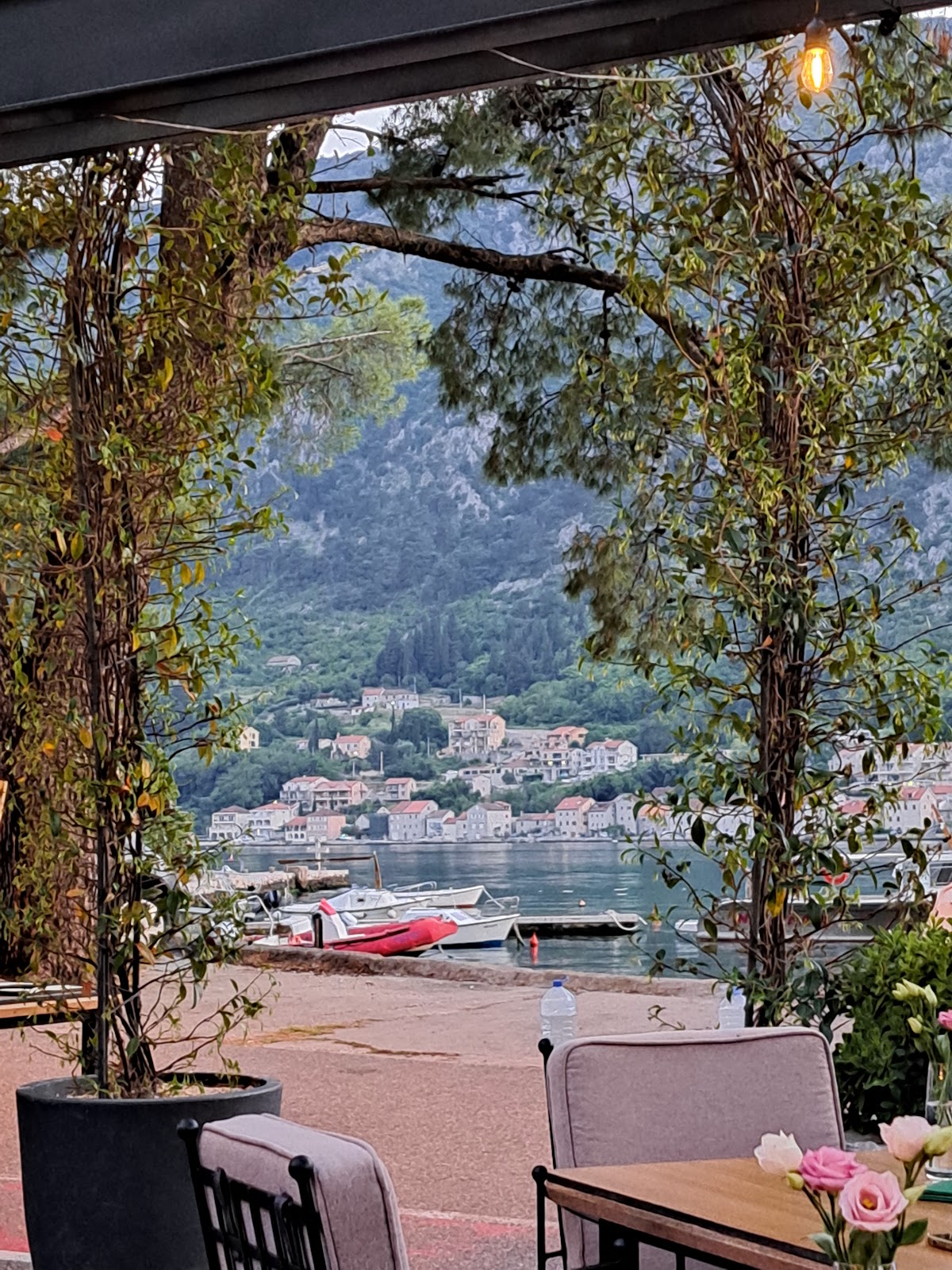 Kotor — Moments Restaurant — galeri