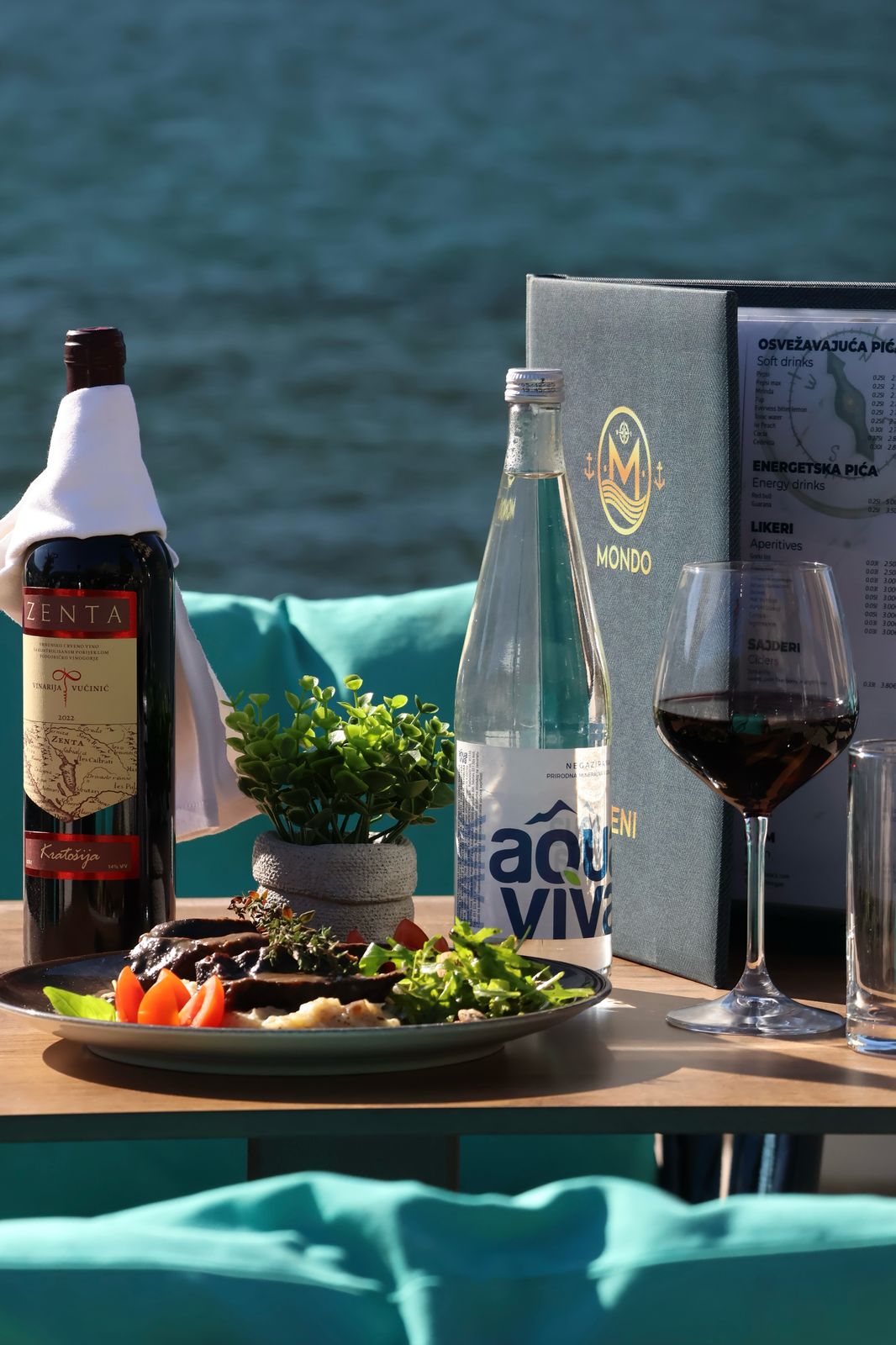 Kotor — Restaurant Mondo — gallery