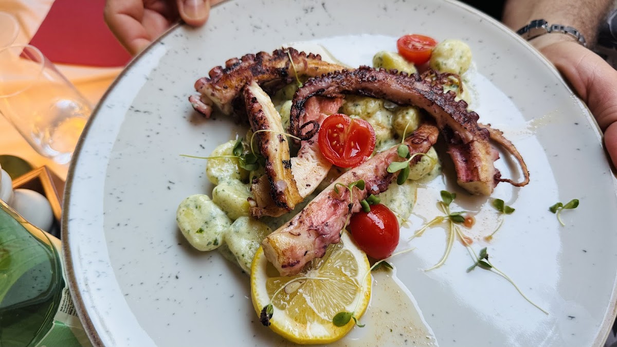 Budva — Restoran Mlin — galeri