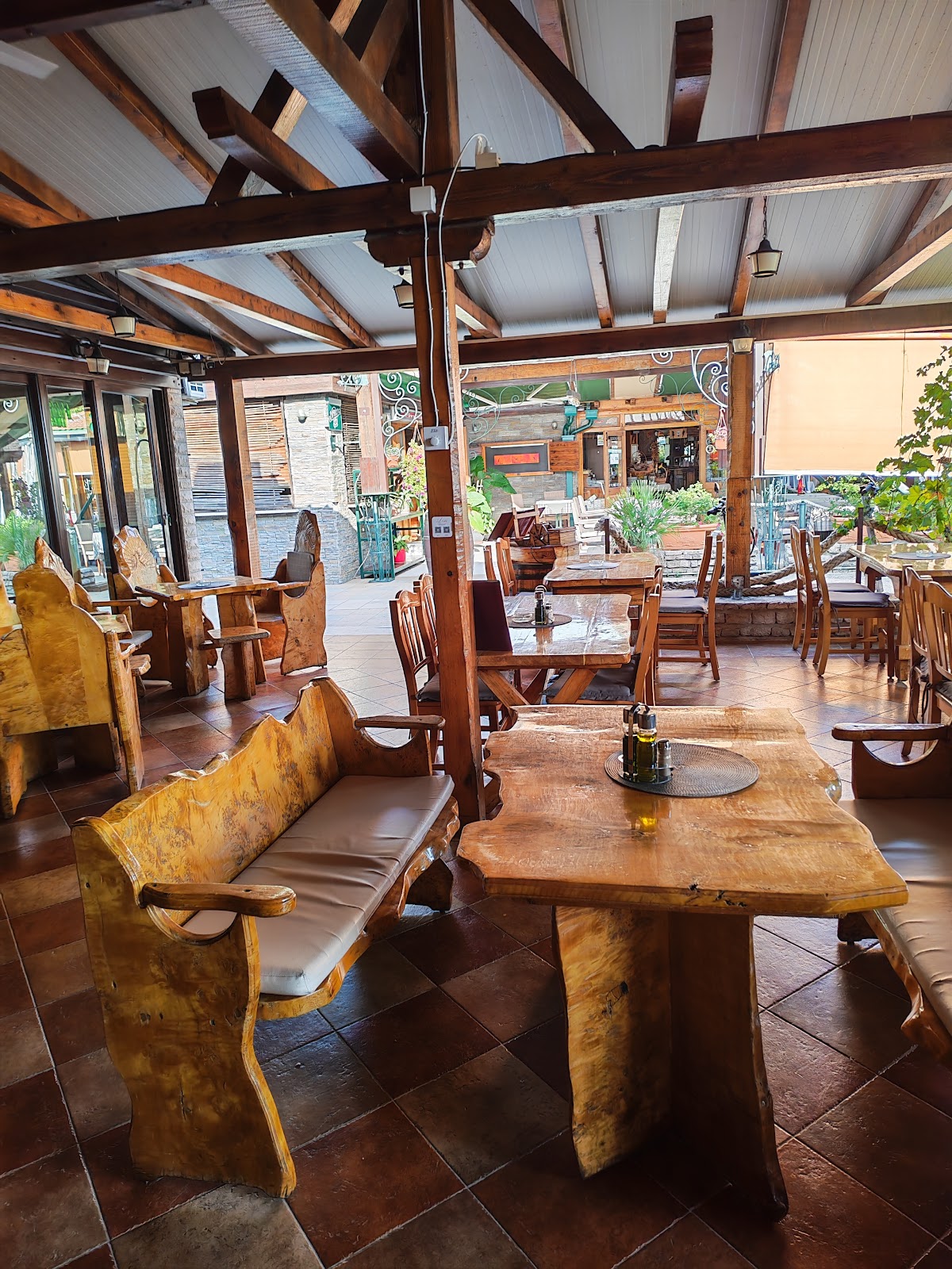 Budva — Lim Restaurant — gallery