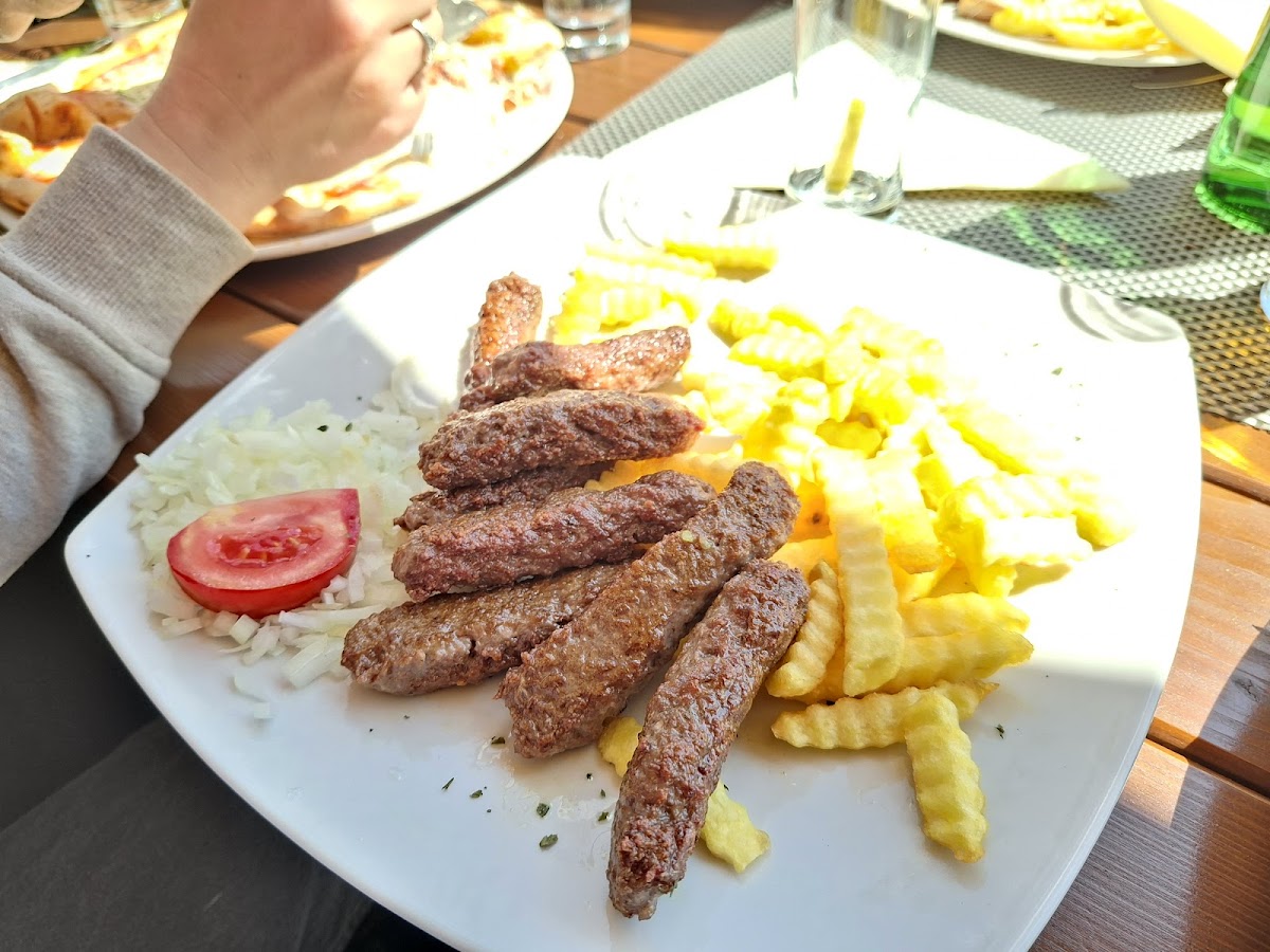 Budva — Zeleni Gaj — galeri