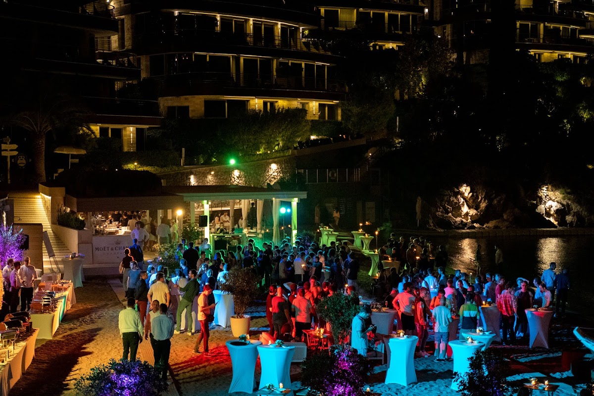 Budva — Dukley Seafront Restaurant — galeri