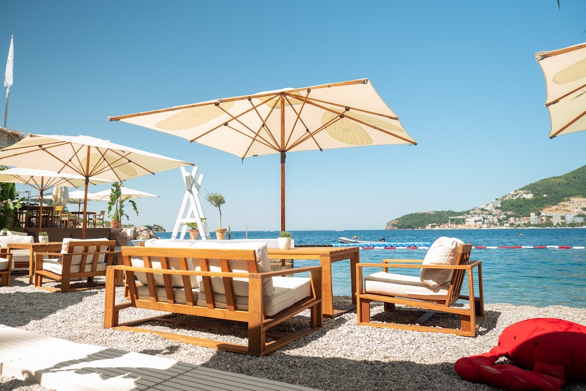 Budva — Laguna Beach Restaurant — gallery