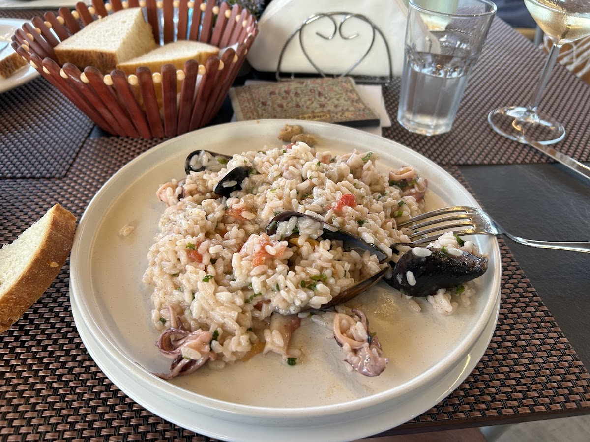Ksamil — Basilico Restaurant — gallery
