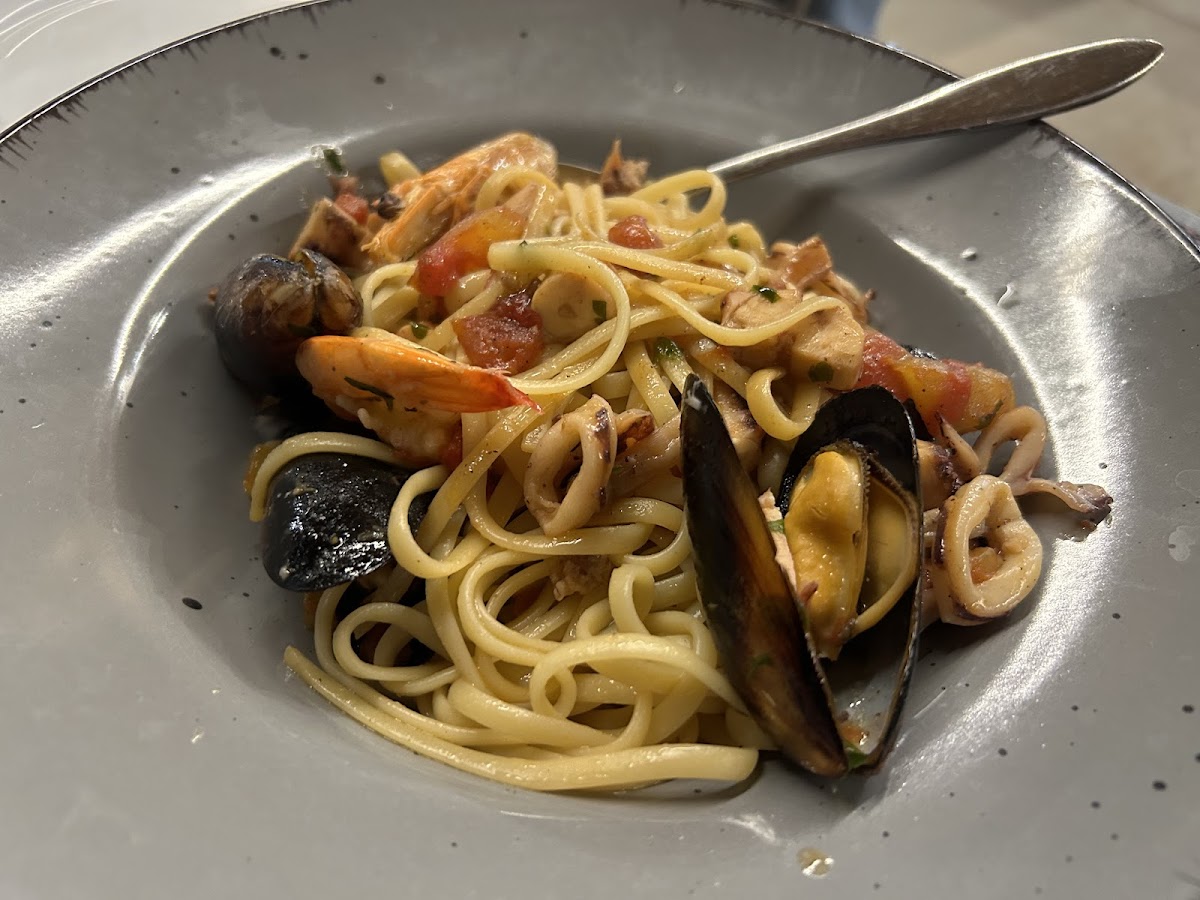 Ksamil — Basilico Restaurant — gallery