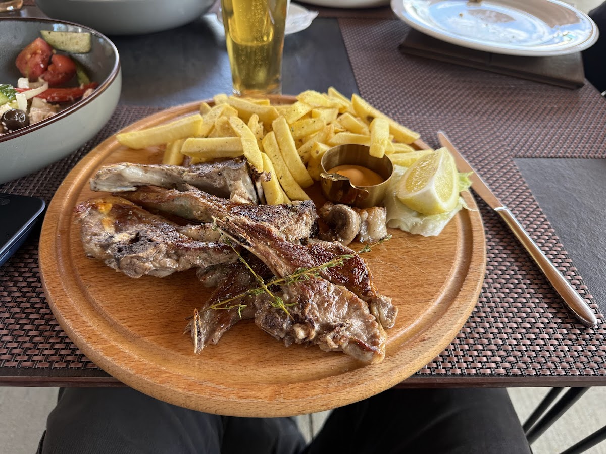 Ksamil — Basilico Restaurant — gallery