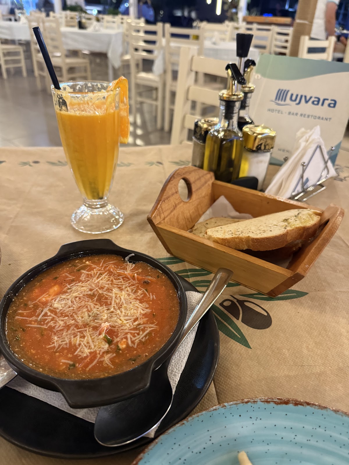 Ksamil — Restorant Ujvara Ksamil — galeri