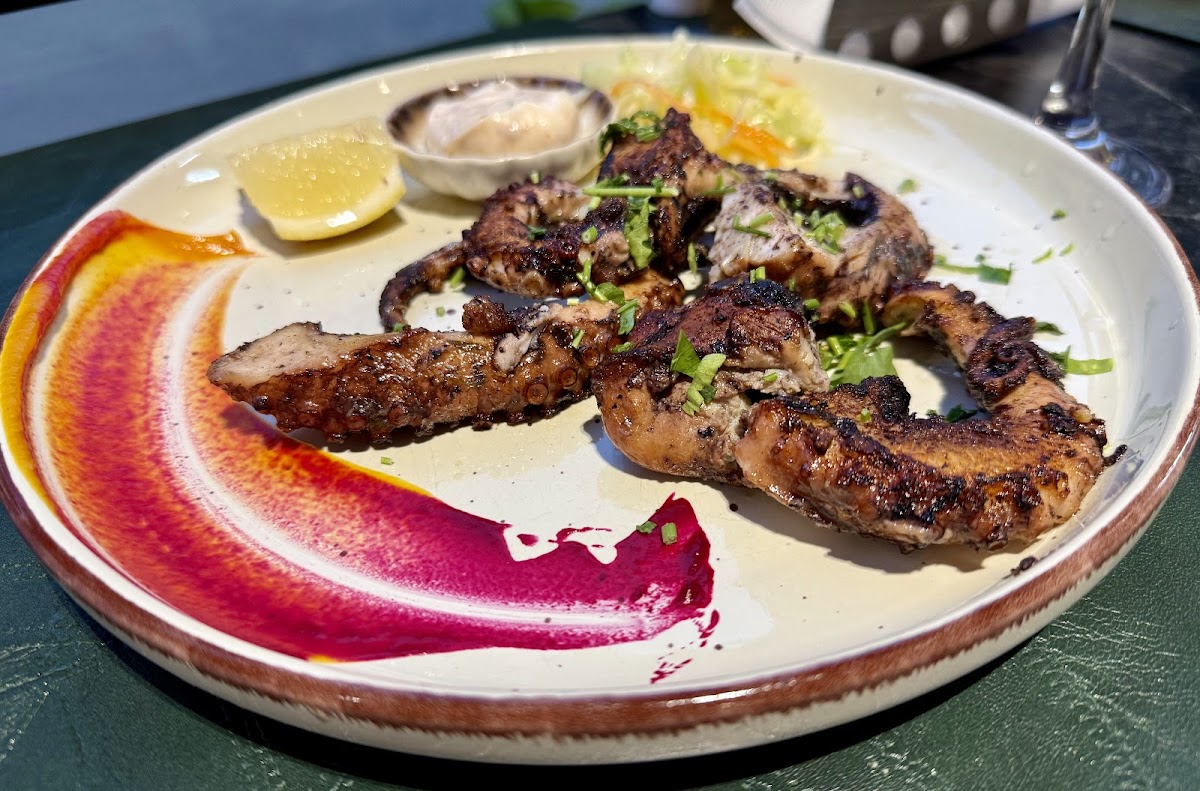 Ksamil — Family Traditional Restaurant — galeri
