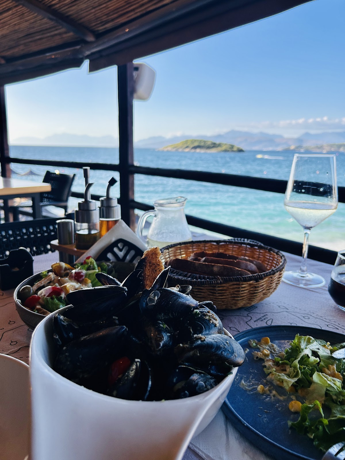 Ksamil — Beach Bar Restaurant Landi — galeri
