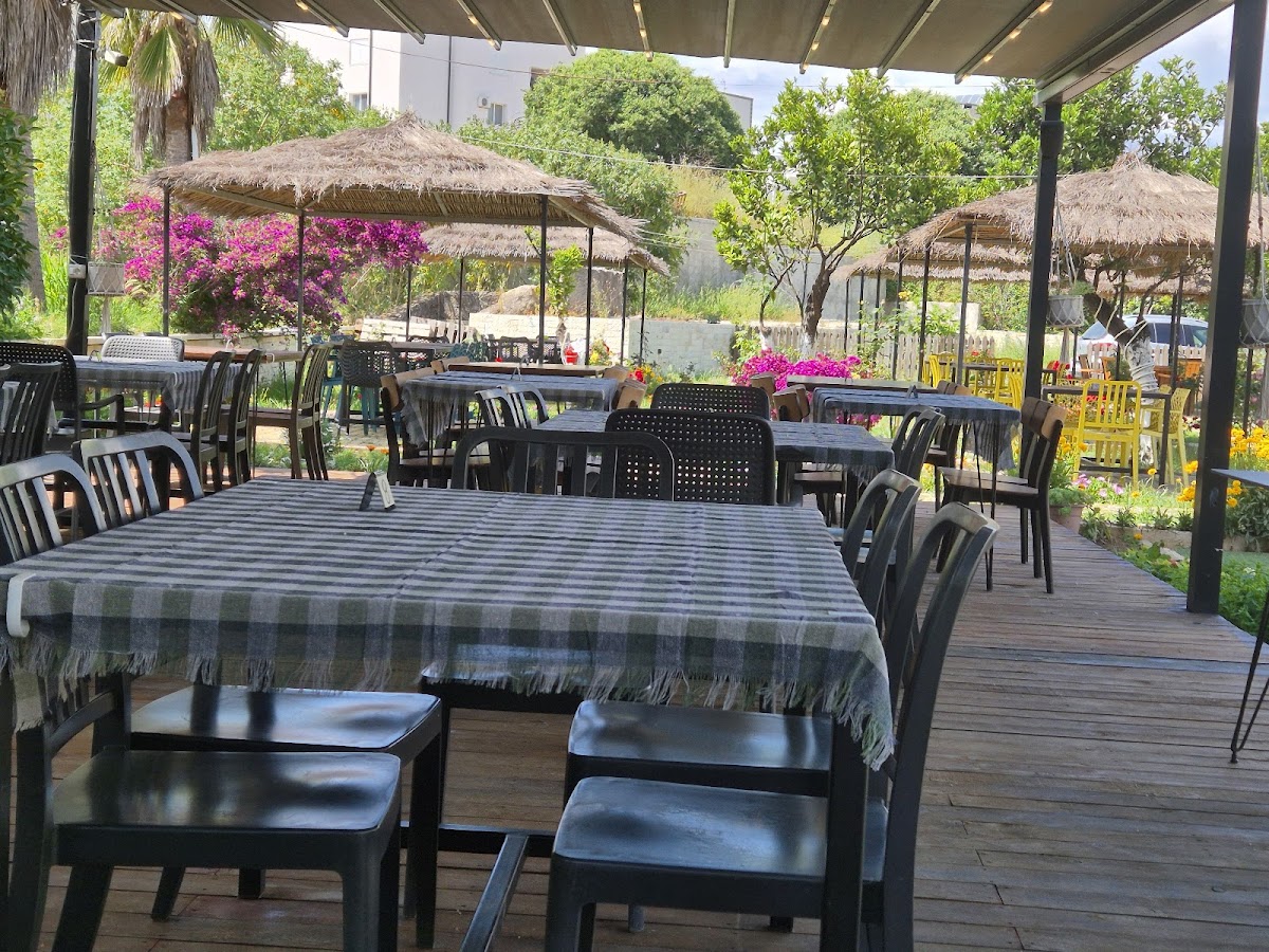 Ksamil — Garden Grill Restaurant — gallery