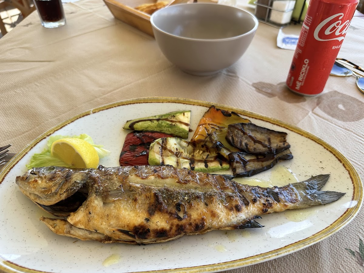 Ksamil — Bar Restaurant Vila — gallery