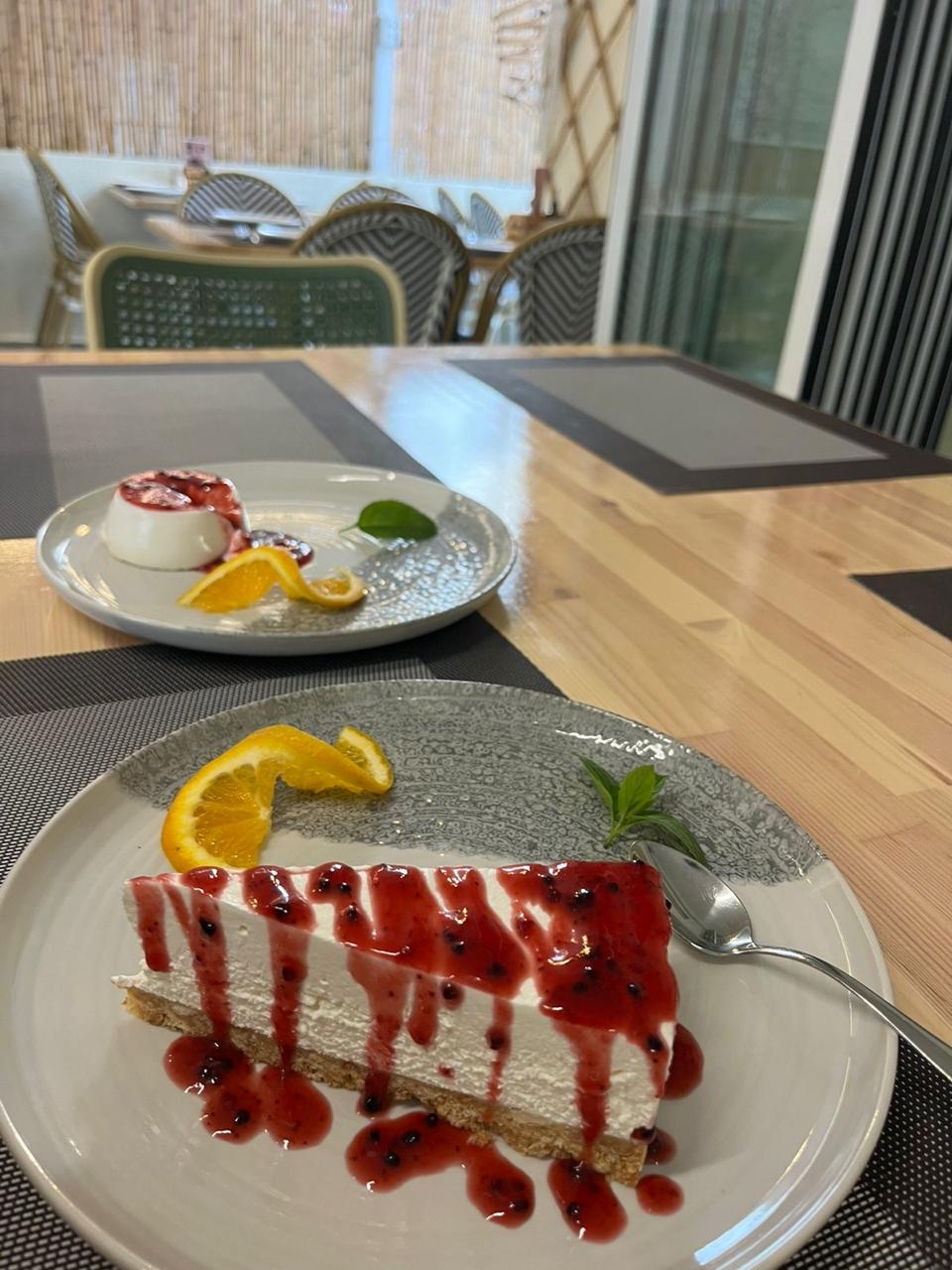 Ksamil — Restaurant Vala Taverna — galeri