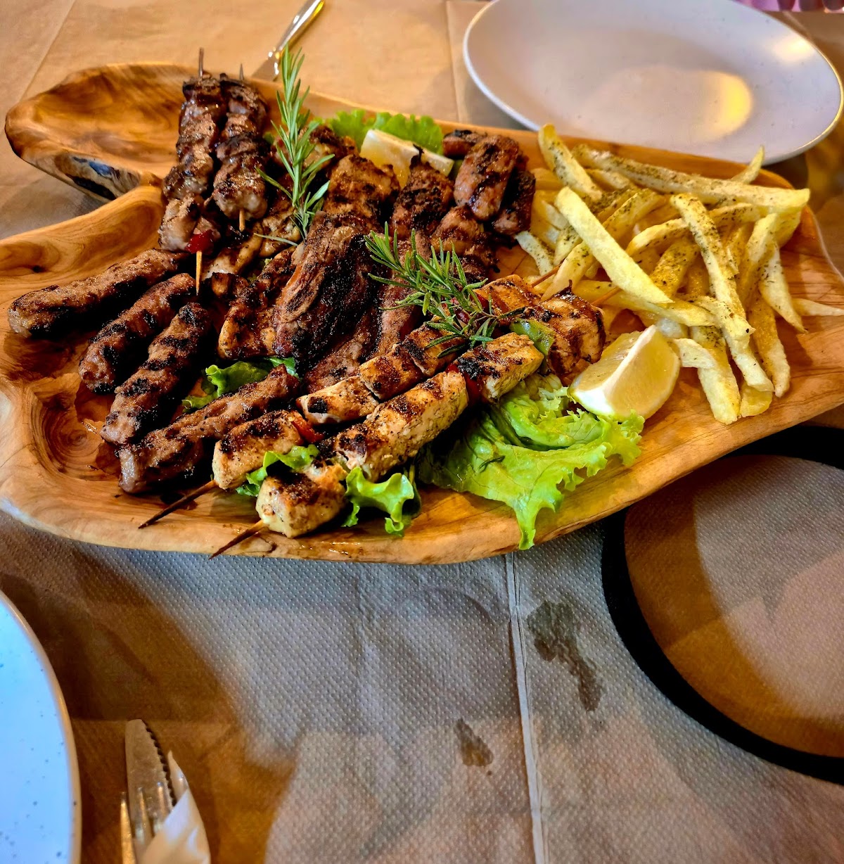 Ksamil — Eagle Nest Grill Restaurant — gallery