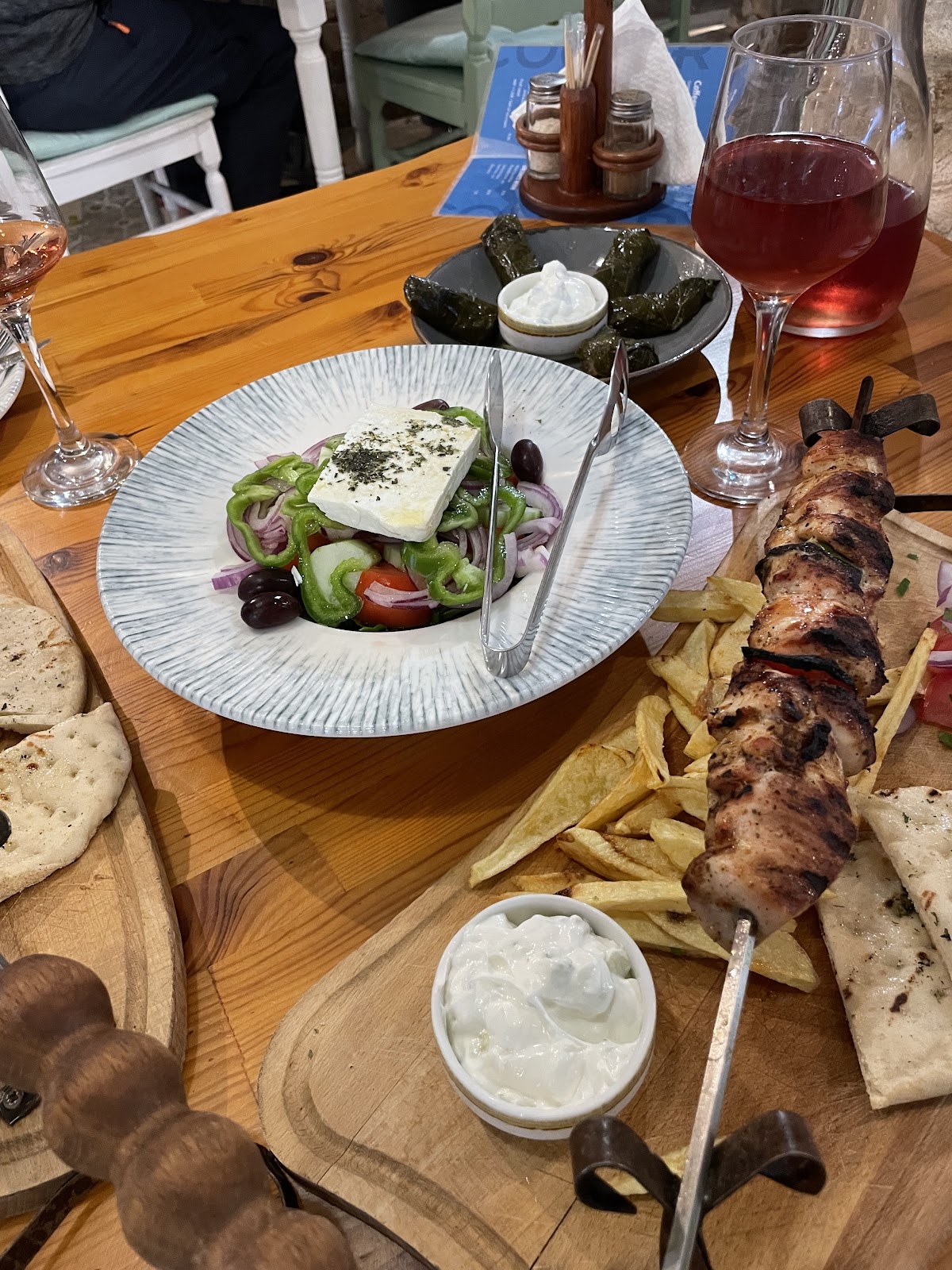 Rhodos — Country Kitchen Taverna Restaurant Grillhouse — galeri