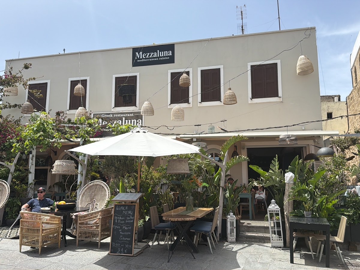 Rhodos — Mezzaluna — galeri